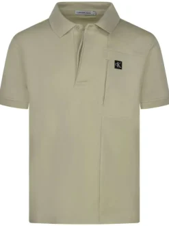Polo en coton sable uni avec des manches courtes et un col boutonné caché