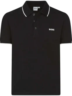 Polo noir uni avec une coupe droite à col français et nom de la marque