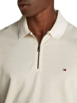 Polo en better coton initiative beige uni à coupe droite et à col zippé