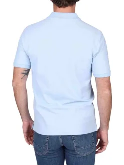 Polo en coton biologique ciel uni avec un col français et une coupe droite