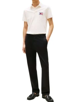 Polo en coton biologique écru avec un col à rabats boutonné