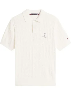 Polo en coton biologique écru pourvu d'un col à revers boutonné