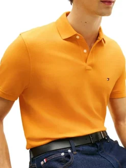 Polo en coton biologique jaune à coupe droite pourvu d'un col à revers