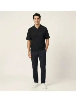 Polo en coton biologique noir à coupe droite pourvu d'un col à revers