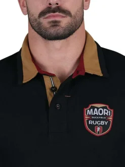 Polo en coton biologique noir à maille piquée avec une coupe droite