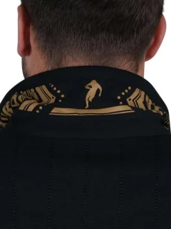 Polo en coton biologique noir à maille piquée avec une coupe droite
