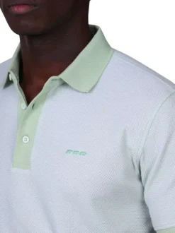 Polo en coton biologique vert d'eau à coupe droite pourvu d'un col boutonné