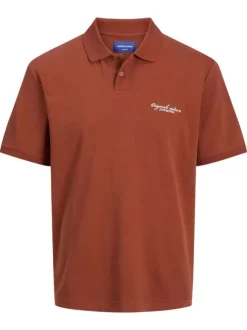 Polo en coton brique uni avec une coupe droite et un col boutonné