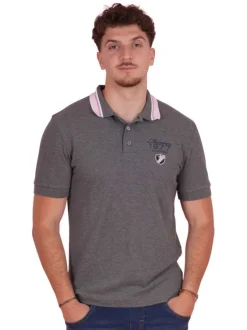 Polo en coton gris uni pourvu d'une coupe droite et d'un col boutonné
