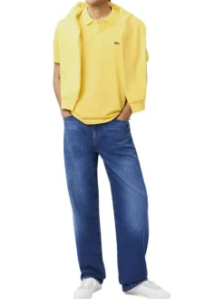 Polo en coton jaune à coupe droite pourvu d'un col à revers boutonné