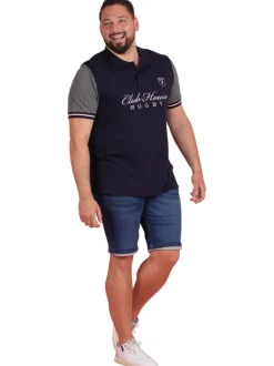 Polo en coton marine uni pourvu d'un col boutonné et d'une coupe droite