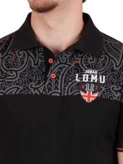 Polo en coton noir uni pourvu d'une coupe droite et d'un col boutonné