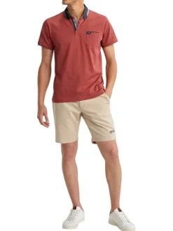 Polo en coton rouge uni pourvu de manches courtes et d'un col américain