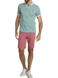 Polo en coton vert d'eau uni avec une coupe ajustée et un col boutonné