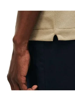 Polo L1212 en piqué de coton beige avec logo brodé coupe droite et col boutonné