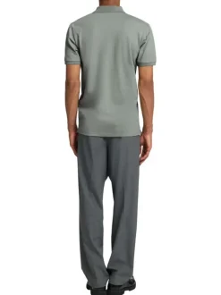 Polo à manches courtes en coton vert uni avec une coupe slim fit