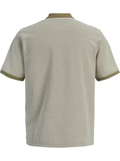 Polo olive uni avec une coupe droite et un col boutonné à manches courtes