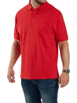 Polo rouge uni en coton avec une coupe droite et un col boutonné