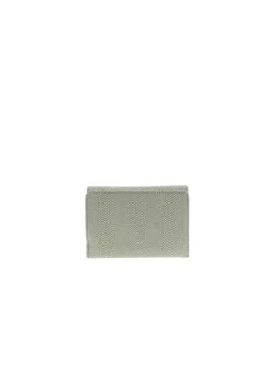 Portefeuille vert d'eau uni avec un logo embossé à l'avant et un bouton-pression