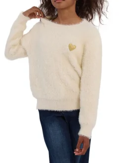 Pull écru uni en maille avec une coupe droite et un cœur doré sur la poitrine