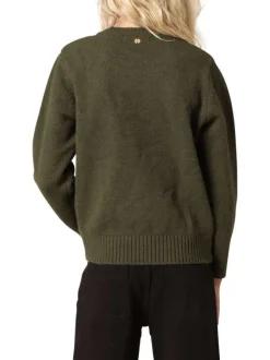 Pull kaki en maille tricotée avec un col rond et des manches longues