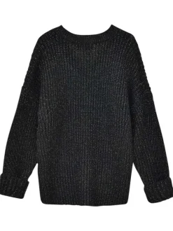 Pull noir uni avec une coupe droite à col v et des manches longues