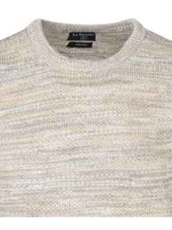 Pull beige chiné avec une coupe droite à col rond et à manches longues