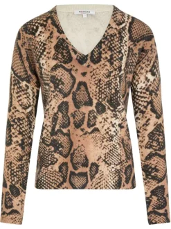 Pull beige imprimé python avec une coupe droite à col v et des manches longues