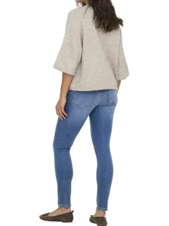 Pull beige uni à coupe droite avec un col rond et des manches 3/4