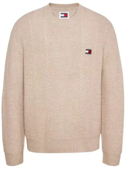 Pull beige uni coupe droite, col rond et à manches longues en mailles tressées