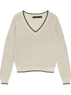 Pull beige uni pourvu de manches longues et d'une coupe droite