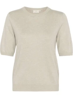 Pull beige uni pourvu d'une coupe ajustée et de manches courtes