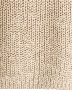 Pull beige uni pourvu d'une coupe droite et de manches longues