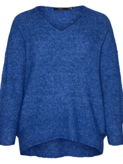 Pull bleu chiné avec une coupe ample un col v et des manches longues