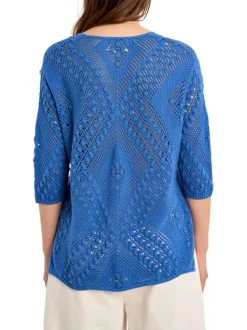 Pull bleu uni pourvu de manches longues et d'une coupe droite