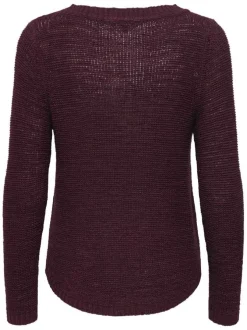 Pull bordeaux uni avec une coupe droite à col rond et des manches longues