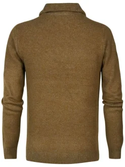 Pull brun uni coupe droite avec un col boutonné et 4 boutons pour la fermeture