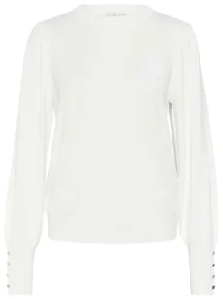 Pull écru en maille fine avec une coupe ajustée et un col rond