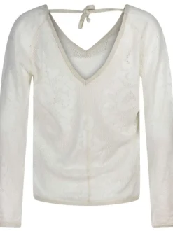 Pull écru uni avec une coupe droite et un col v à manches longues