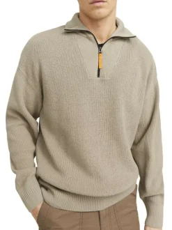 Pull en coton beige côtelé à coupe droite et col montant et zippé resserré