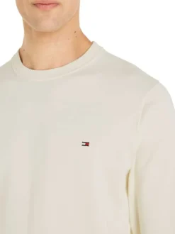 Pull en coton biologique écru uni coupe droite avec un col rond