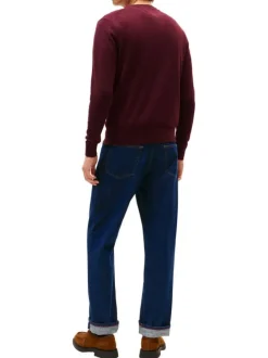 Pull en coton bordeaux uni avec un col rond et des manches longues