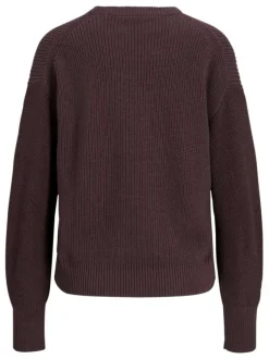 Pull en coton bordeaux uni avec une coupe droite et un col rond