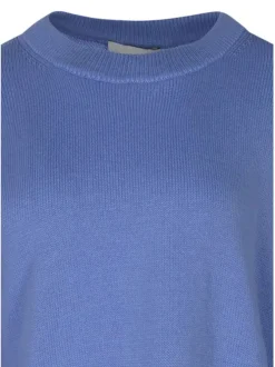 Pull en coton ciel uni avec une coupe cropped et un col rond