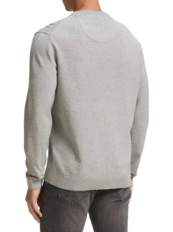 Pull en coton gris clair avec un col rond et des manches longues