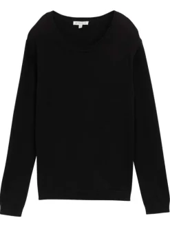 Pull en coton marine uni avec un col rond et des manches longues