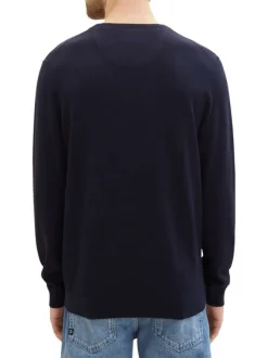Pull en coton marine uni avec une coupe droite et un col en V