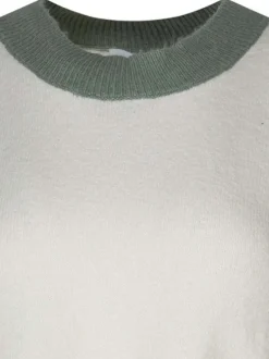 Pull en coton mélangé écru uni avec une coupe droite et un col rond