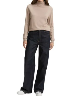 Pull en coton mélangé taupe avec un col roulé finement côtelé