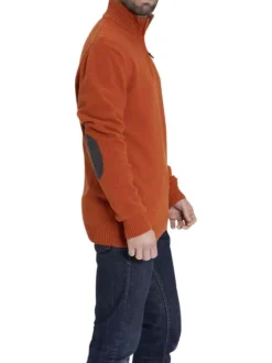 Pull en laine brique uni avec renforts ovales aux coudes et une coupe droite